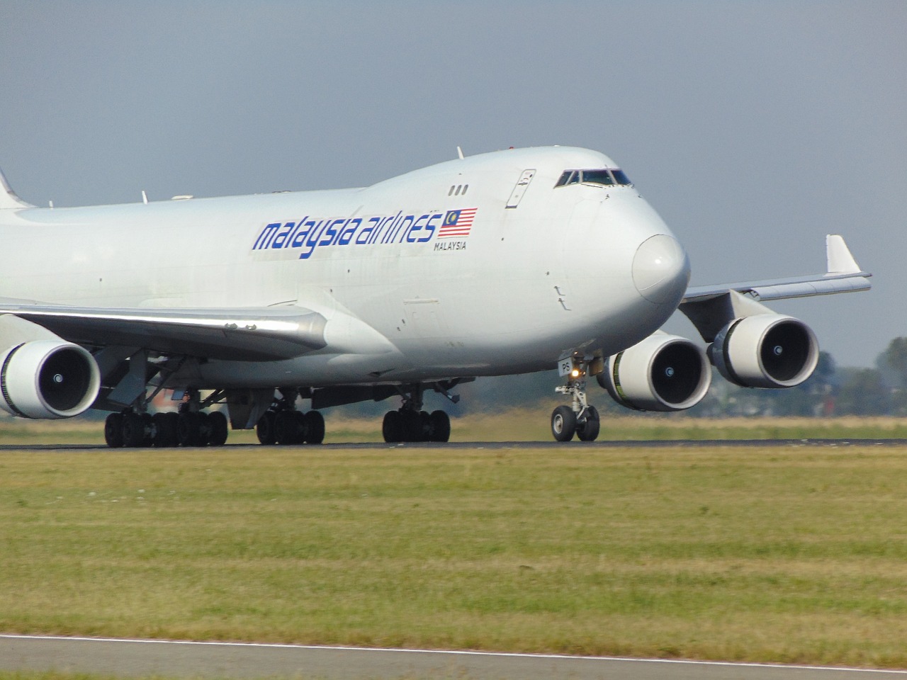 Eén Laatste Vlucht? Malaysia Airlines Airbus A380 Naar Franse Vliegtuig ...